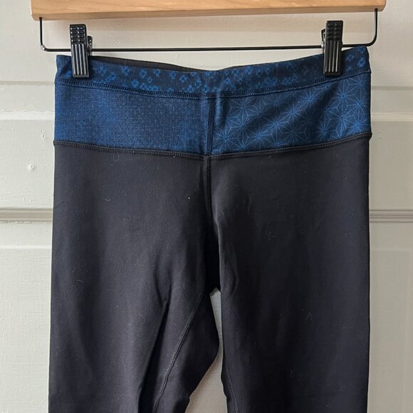 Lululemon Wunder Under Crop II - Picture 1 of 4